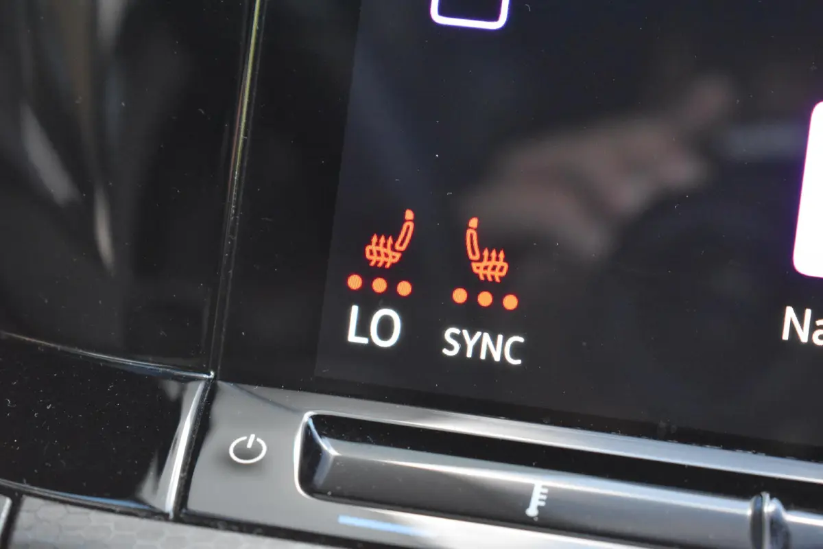 2.0 TSI GTI Pano HUD HK Camera Lane ACC