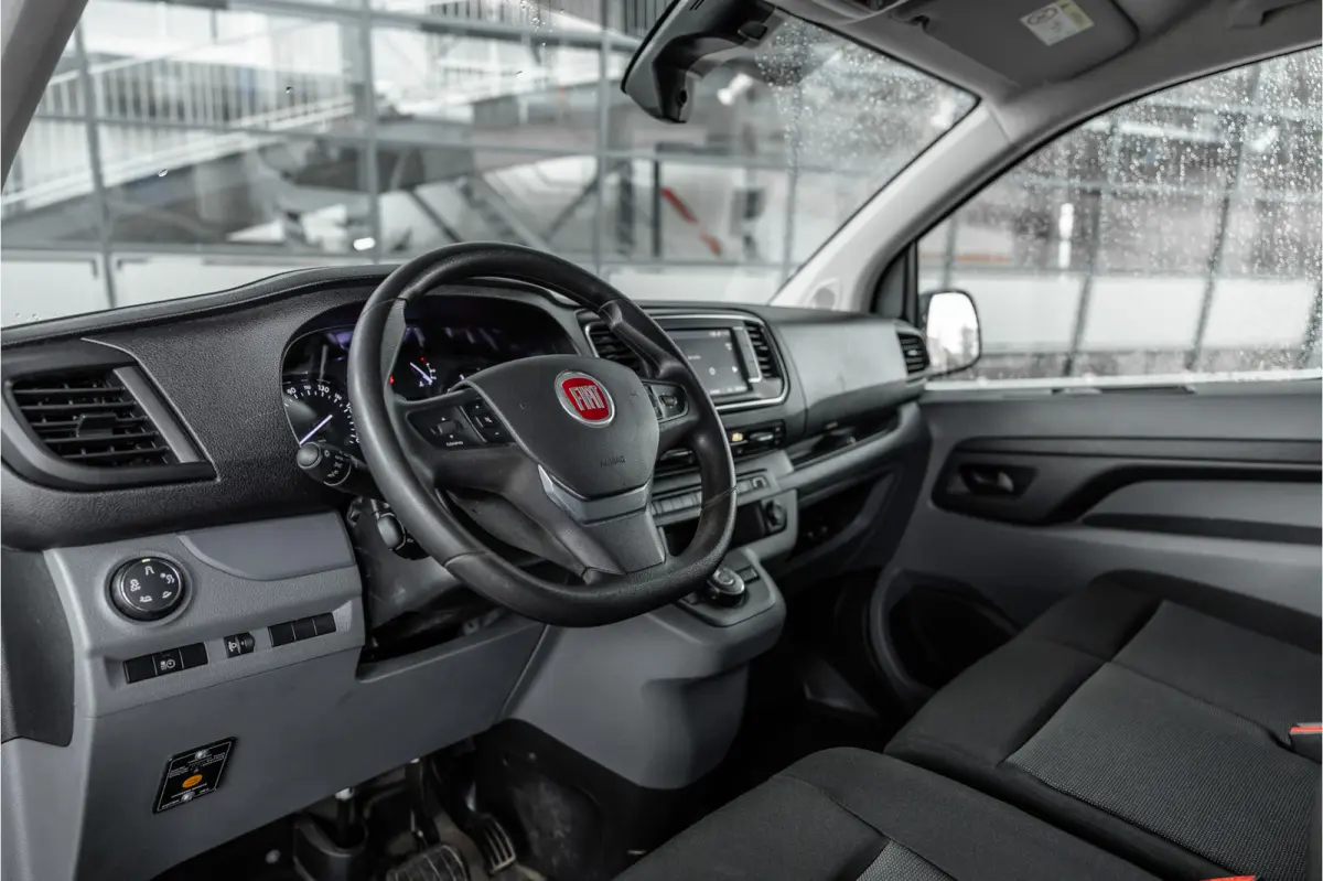 2.0 MultiJet 145 PK L2H1 | Sortimo | CarPlay | Camera | Navigatie | Trekhaak | Standkachel | Grip control | F1 Flippers | DAB | Cruise control | Keyless start | DAB | Nieuwe APK | Dealer ond