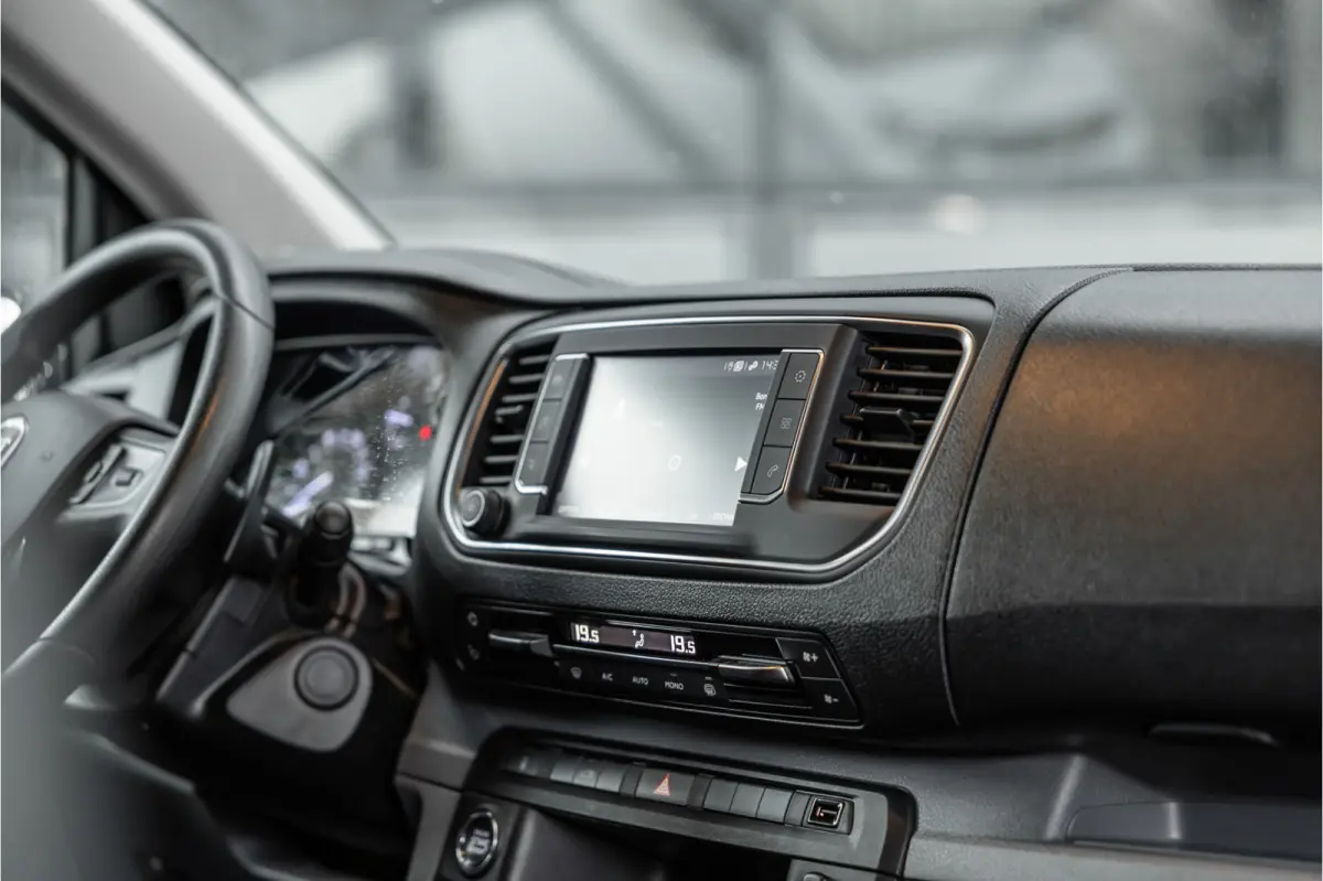 2.0 MultiJet 145 PK L2H1 | Sortimo | CarPlay | Camera | Navigatie | Trekhaak | Standkachel | Grip control | F1 Flippers | DAB | Cruise control | Keyless start | DAB | Nieuwe APK | Dealer ond