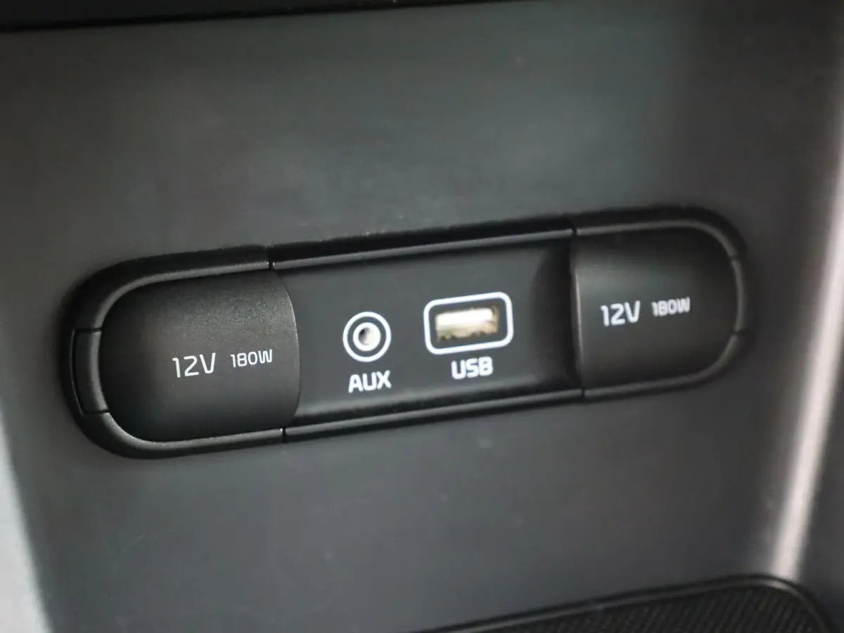 1.6 GDI DynamicLine | Apple Carplay/ Android Auto | Camera | Prijs Rijklaar!!