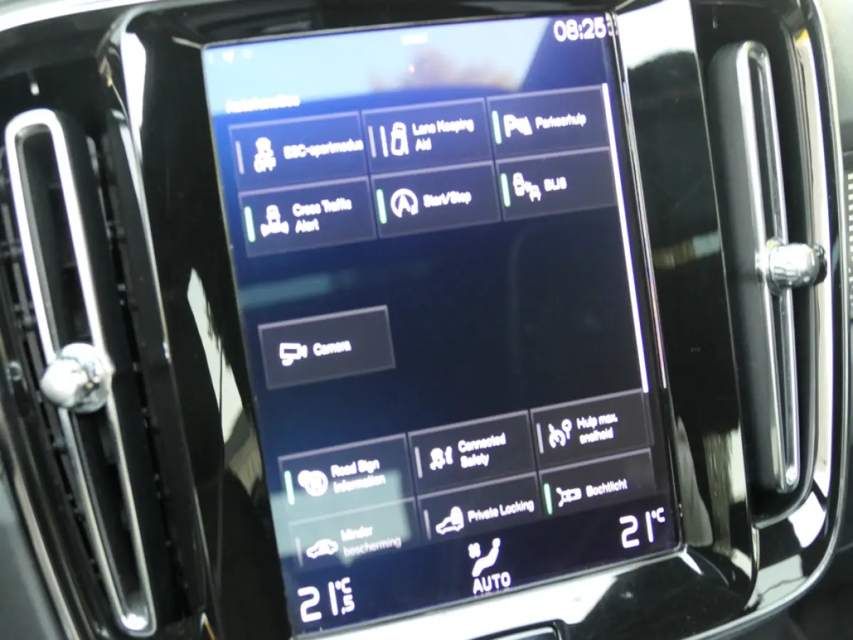 2.0 T5 AWD R-Design Panoramadak / Trekhaak / 360° camera