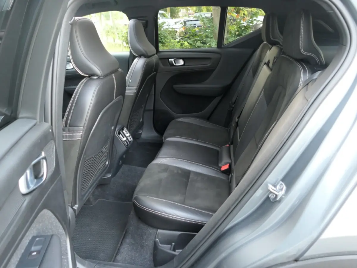 2.0 T5 AWD R-Design Panoramadak / Trekhaak / 360° camera