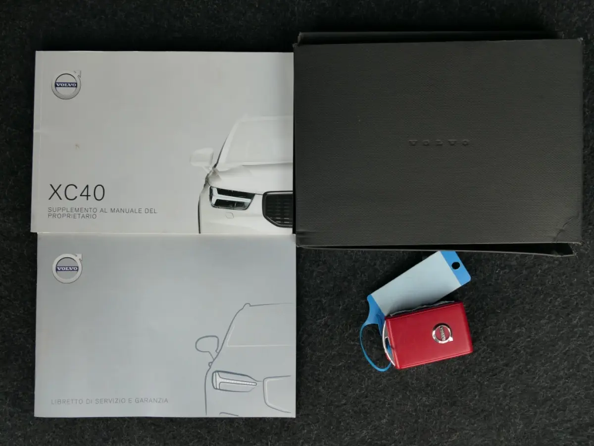 2.0 T5 AWD R-Design Panoramadak / Trekhaak / 360° camera