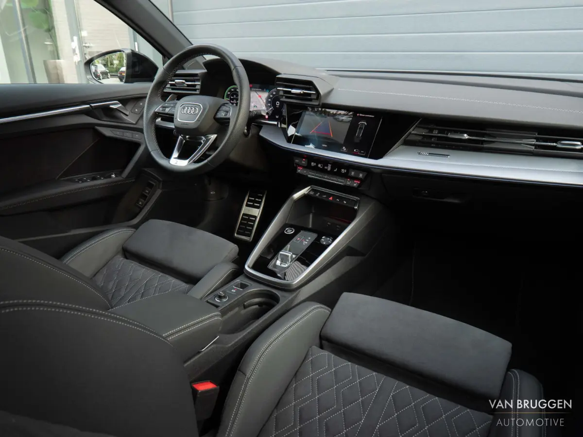 45 TFSI e S-Line Pano RS-Stoelen Massage Memory BTW Camera Sfeer