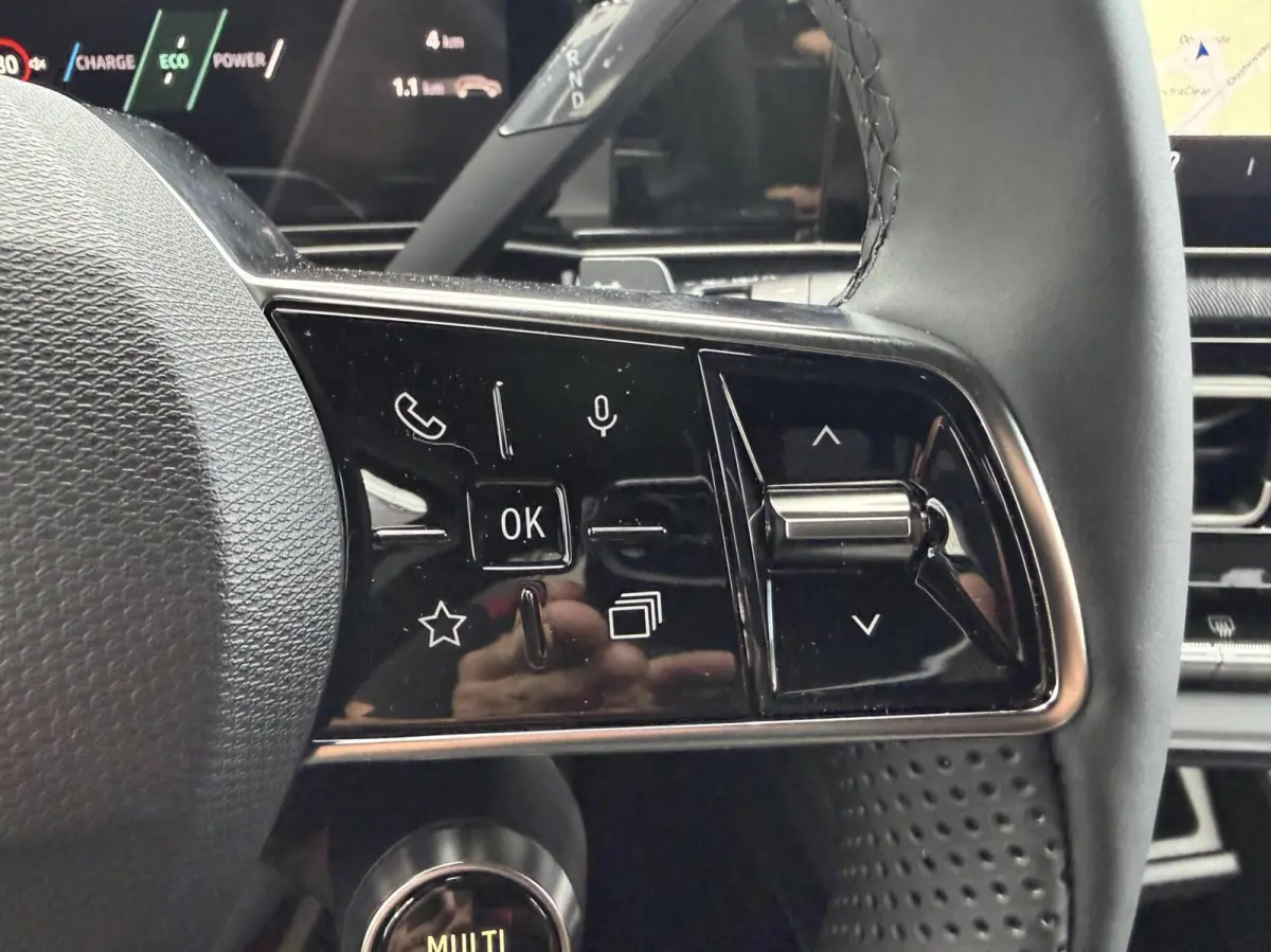 Comfort range Techno 52 kWh V2G-NIEUW-NL AUTO