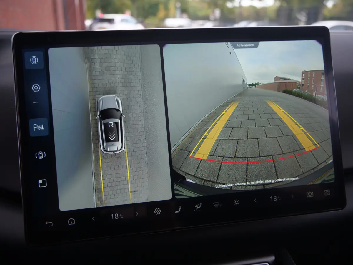 1.5 DM-i Boost 213 Pk Automaat Apple Carplay / Navi / DAB / Camera's / Stoelverwarming / Panodak