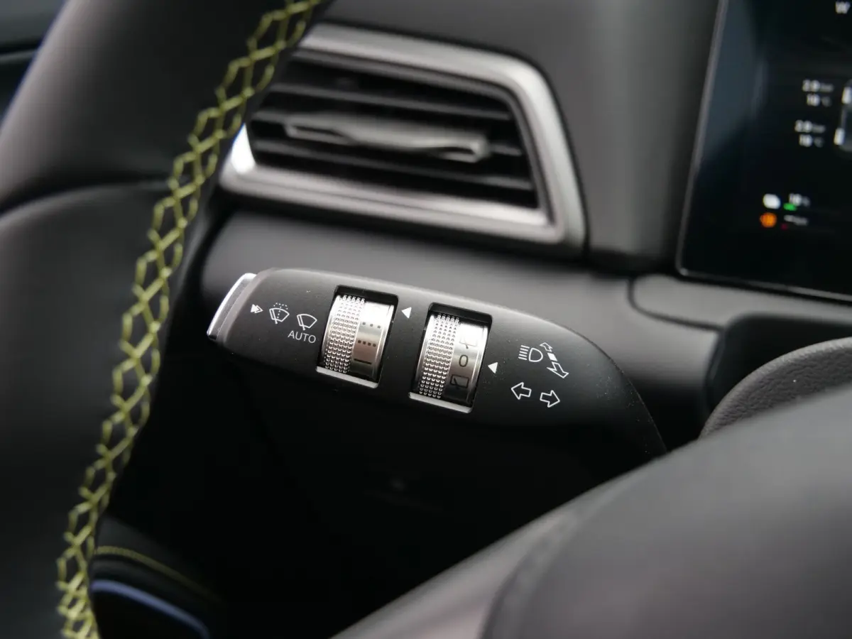 1.5 DM-i Boost 213 Pk Automaat Apple Carplay / Navi / DAB / Camera's / Stoelverwarming / Panodak