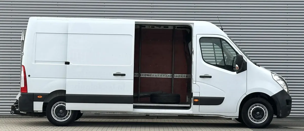 2.3 CDTI L3H2 bus met laadklep