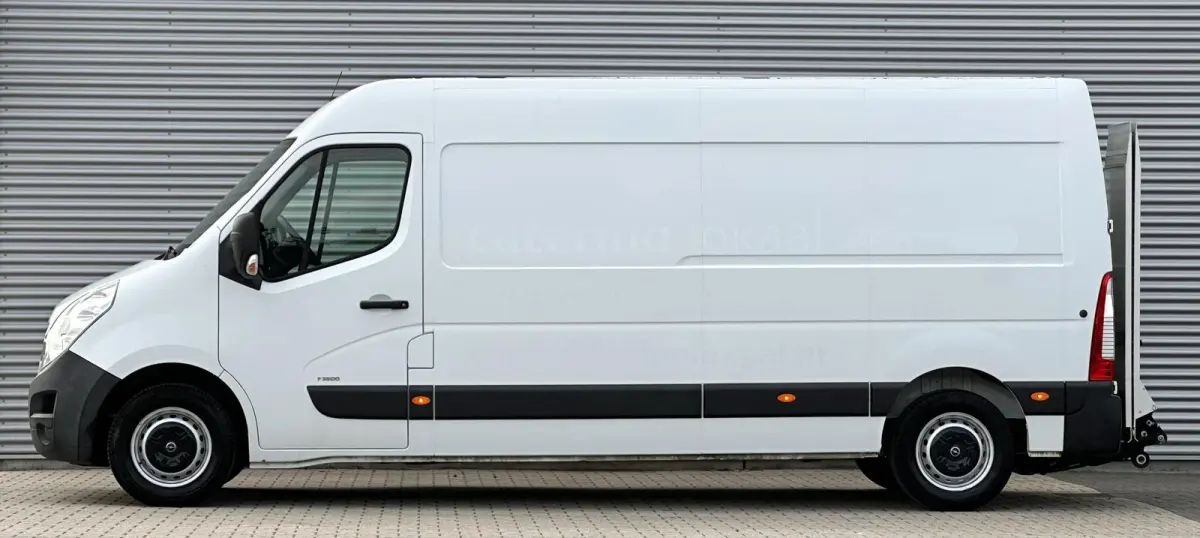 2.3 CDTI L3H2 bus met laadklep