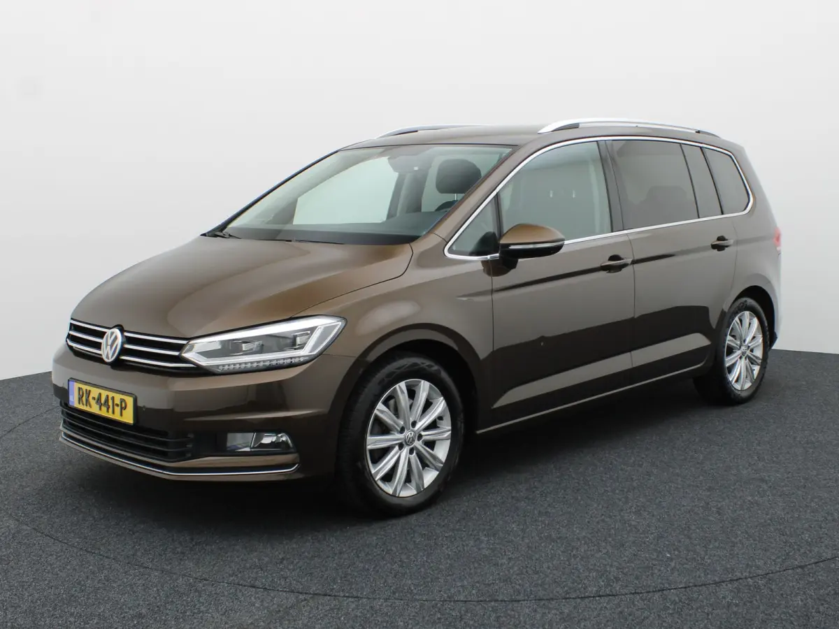 1.4 TSI 150Pk DSG Highline | 3x Iso Fix | Trekhaak afnb. | Camera | Stoelverw. | Prijs Rijklaar!!