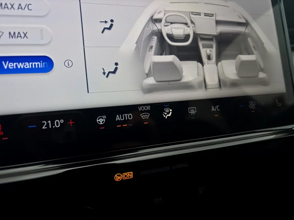 44 kWh 168pk | Apple Carplay | Camera | Stoelverwarming | Org. NL | Cruise Control