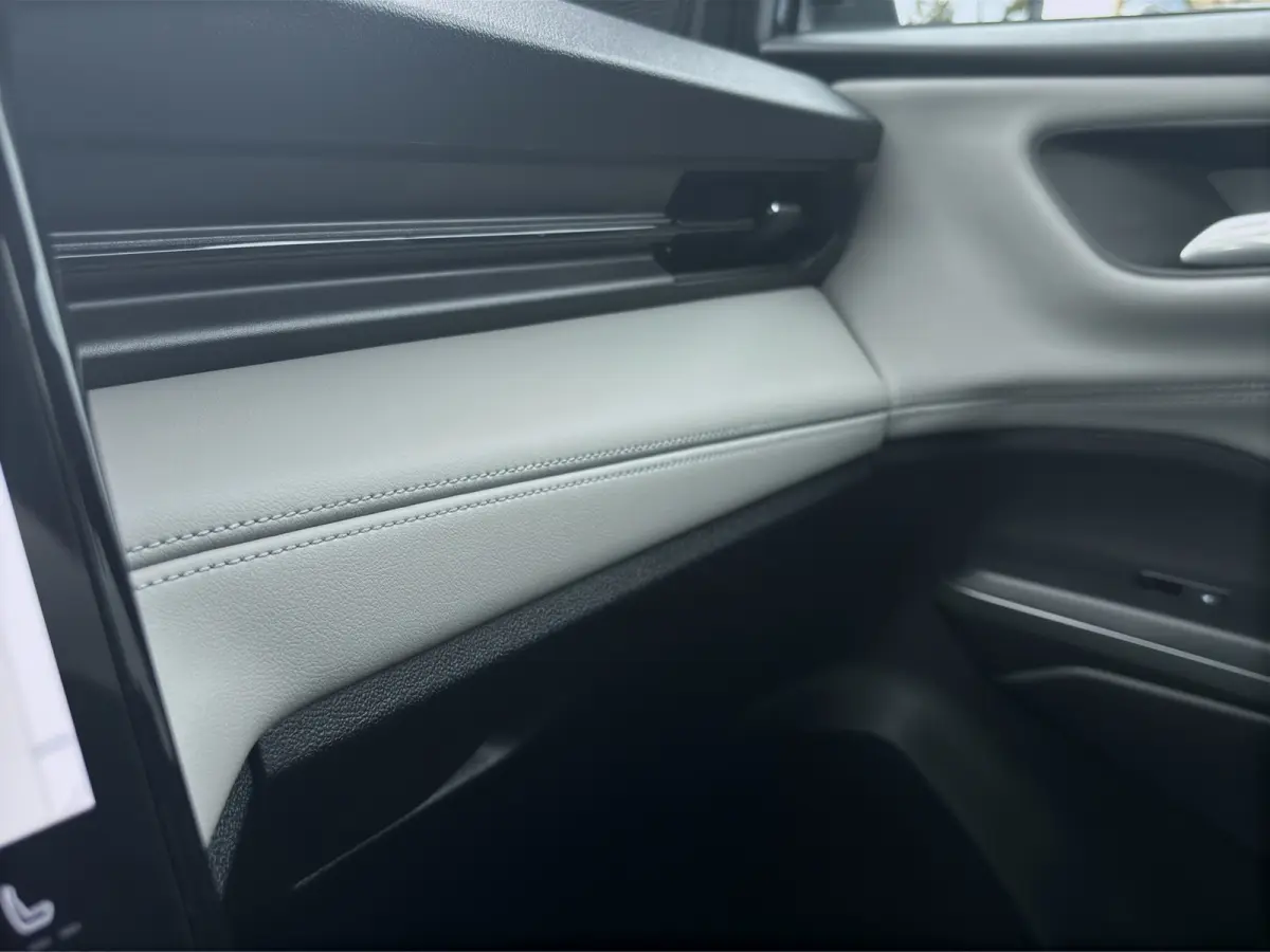 44 kWh 168pk | Apple Carplay | Camera | Stoelverwarming | Org. NL | Cruise Control
