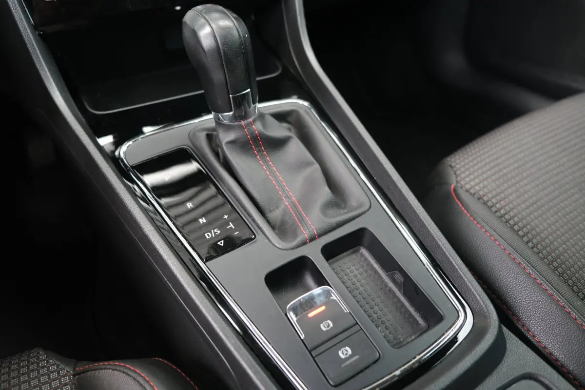 1.4 EcoTSI FR DSG Navi Led Pdc Acc Cam