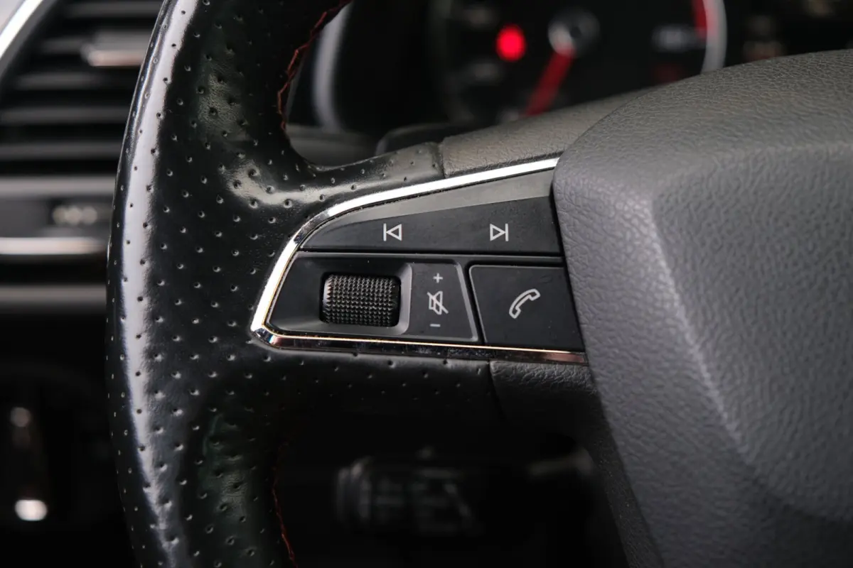 1.4 EcoTSI FR DSG Navi Led Pdc Acc Cam