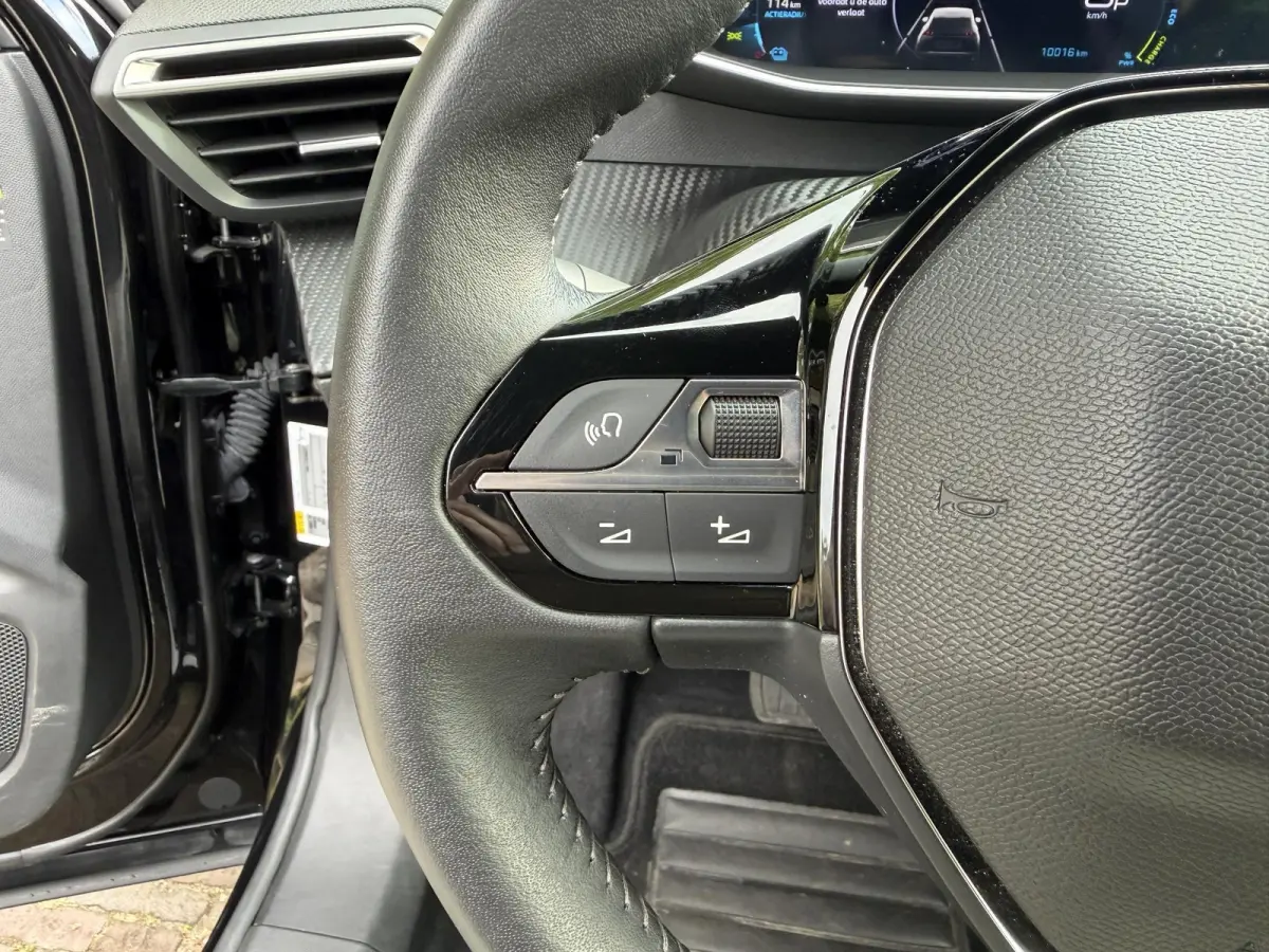 EV Allure Pack 50 kWh | 10.000KM !! | CarPlay | 360 | Adaptive | BTW |