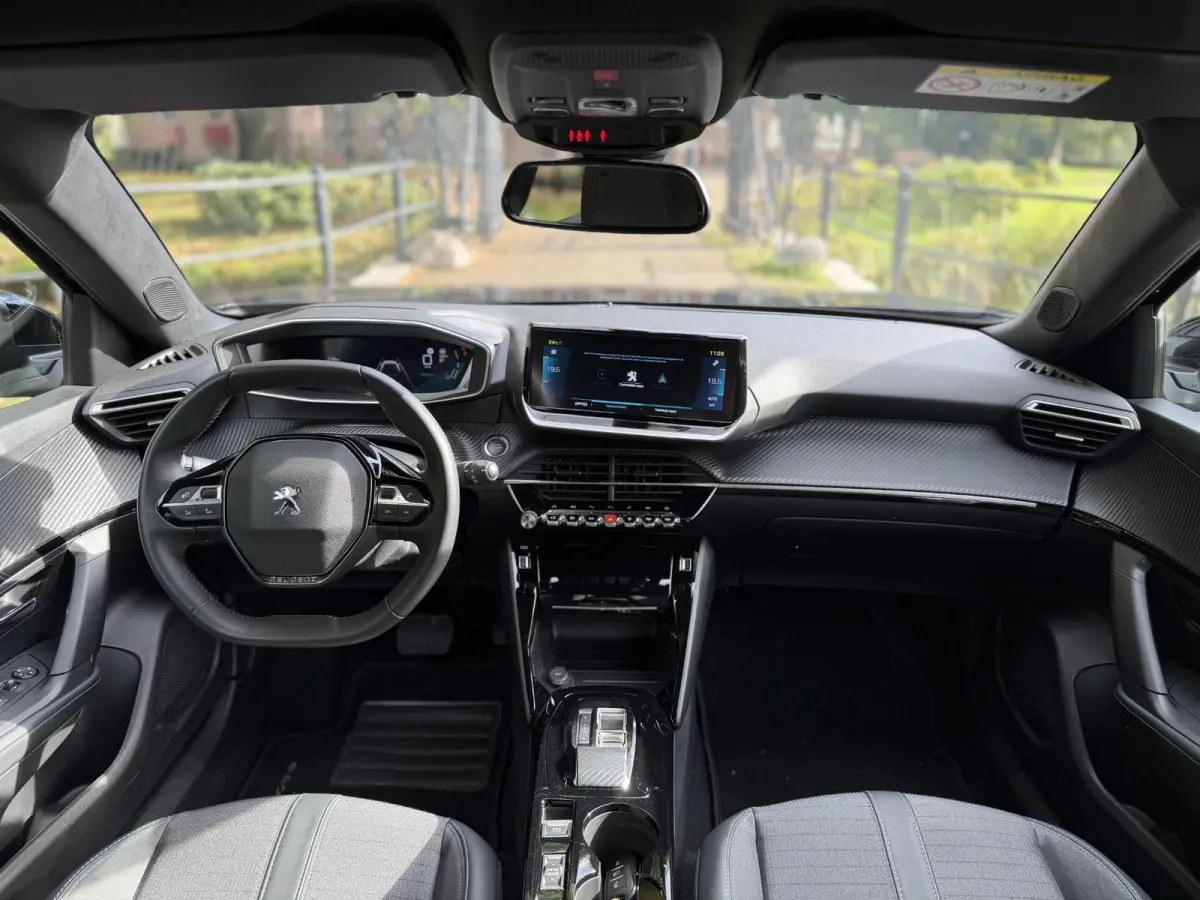 EV Allure Pack 50 kWh | 10.000KM !! | CarPlay | 360 | Adaptive | BTW |