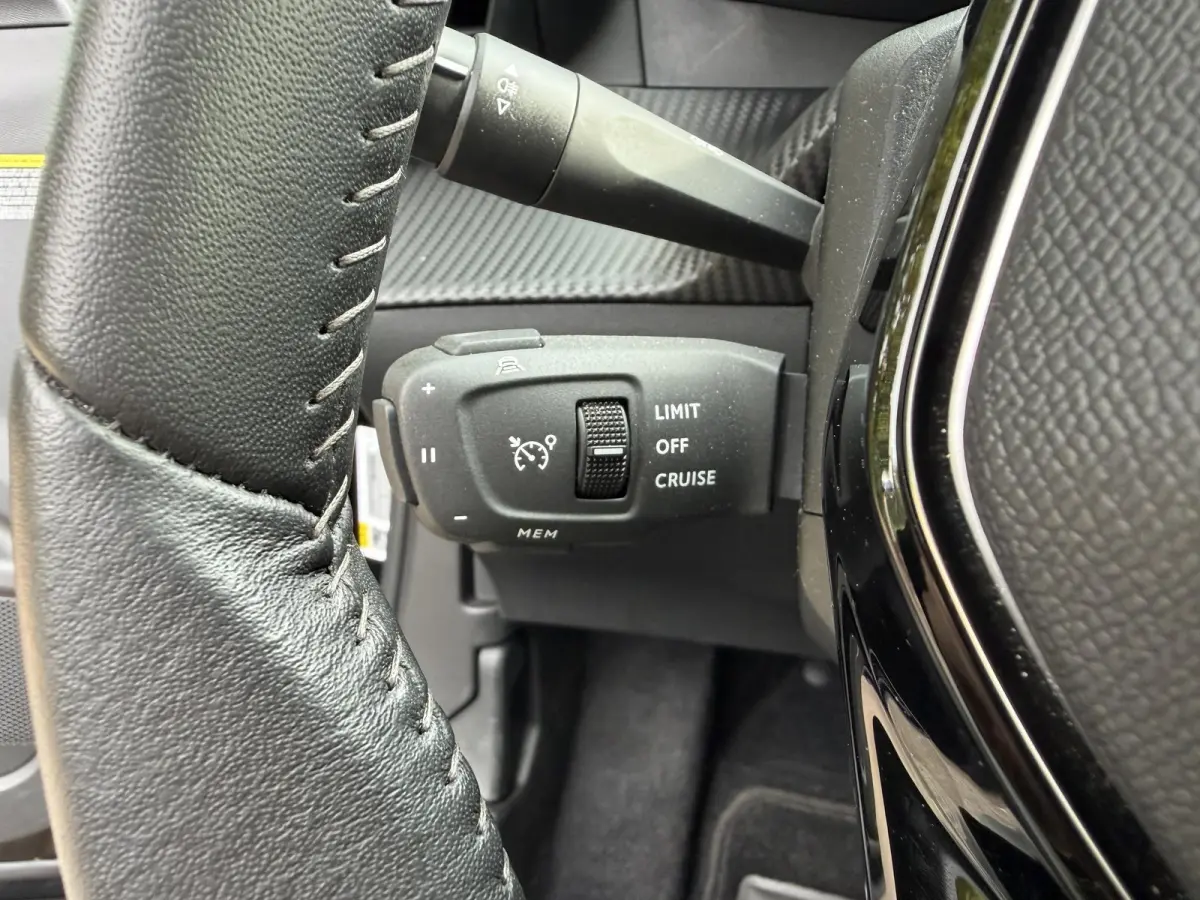 EV Allure Pack 50 kWh | 10.000KM !! | CarPlay | 360 | Adaptive | BTW |