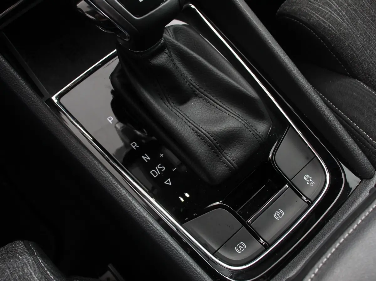 1.5 TSI 150pk Automaat Style Climate Control Cruise Control LED Lichtmetalen velgen Navigatie Apple Carplay/ Android Auto Keyless