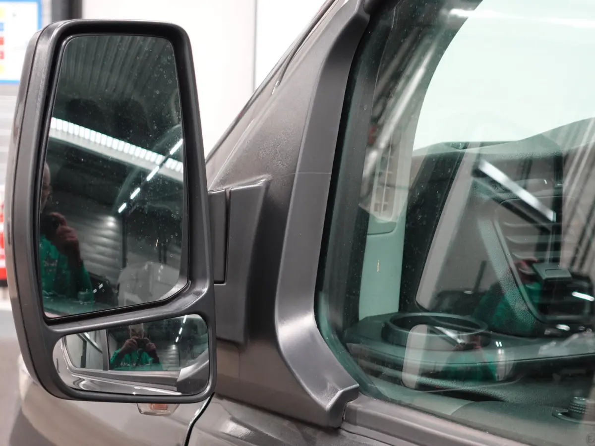 300 2.0 TDCI 130pk L2H1 Trend Automaat Airco Navigatie Cruisecontrol Camera Parkeersensoren Trekhaak Betimmering