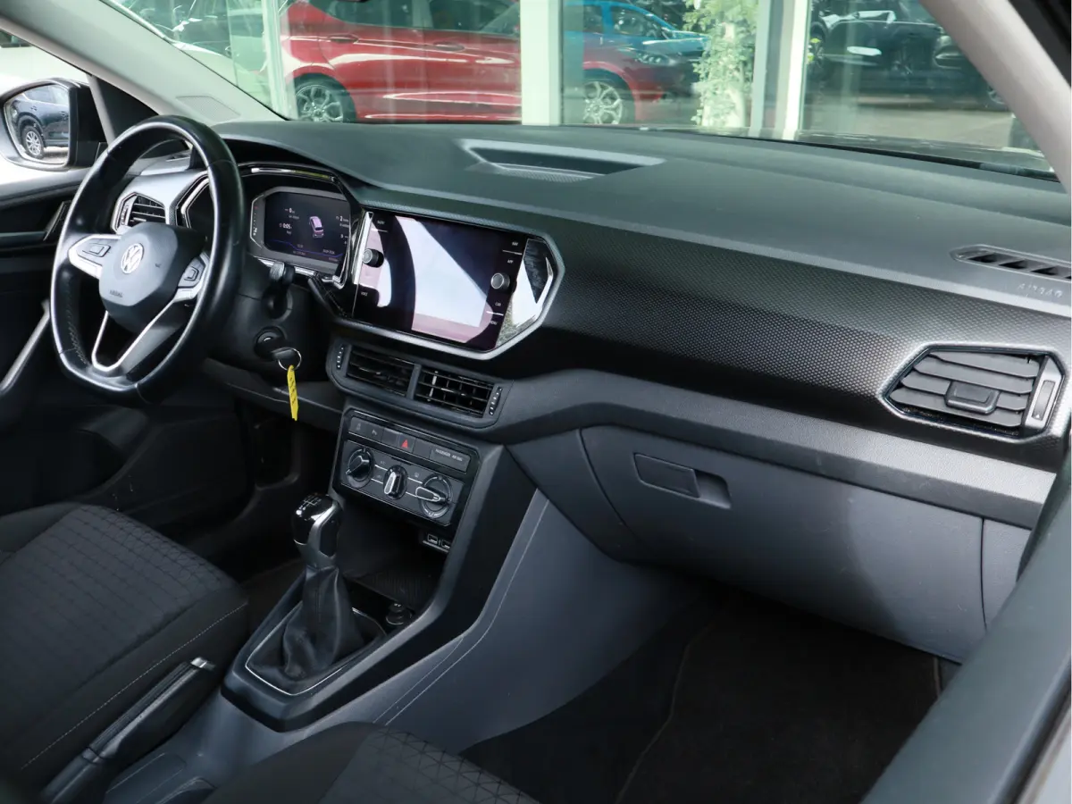 1.0 TSI Life Vitrual Cockpit / Camera / Cruise / Navi / Airco