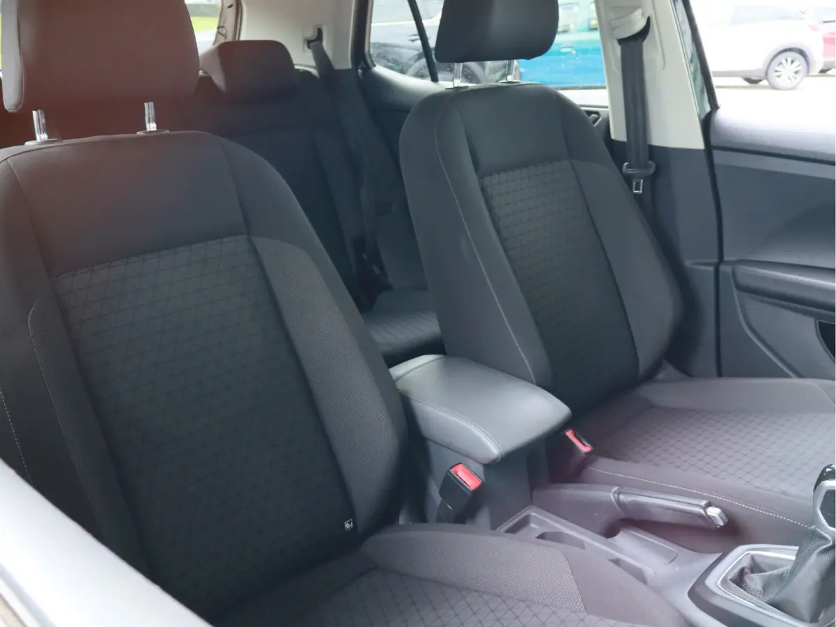 1.0 TSI Life Vitrual Cockpit / Camera / Cruise / Navi / Airco