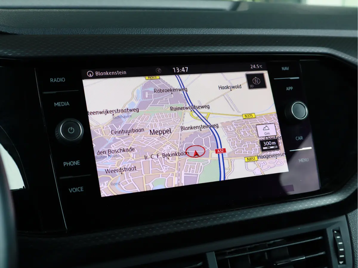 1.0 TSI Life Vitrual Cockpit / Camera / Cruise / Navi / Airco
