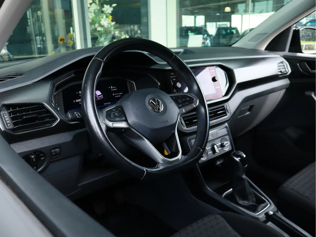 1.0 TSI Life Vitrual Cockpit / Camera / Cruise / Navi / Airco