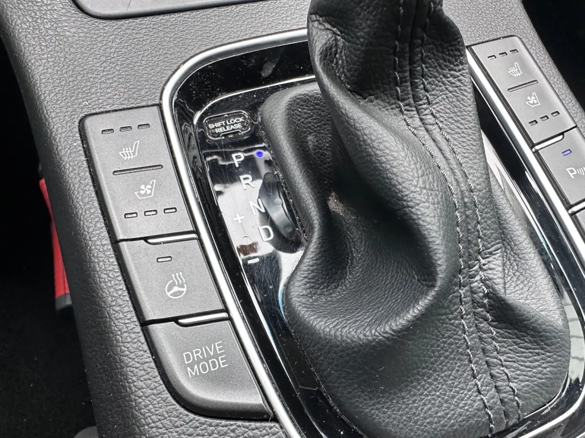 1.5 T-GDi MHEV Premium EERSTE EIG DEALER OND ORG NEDERLANDS