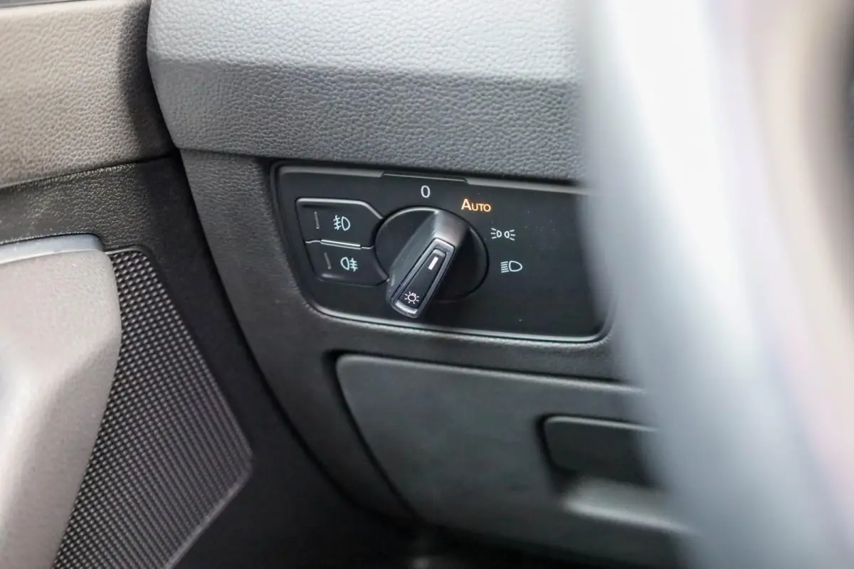 1.5 TSI 150pk DSG R-Line Business + | Achteruitrijcamera | Stoelverwarming | Parkeersensoren