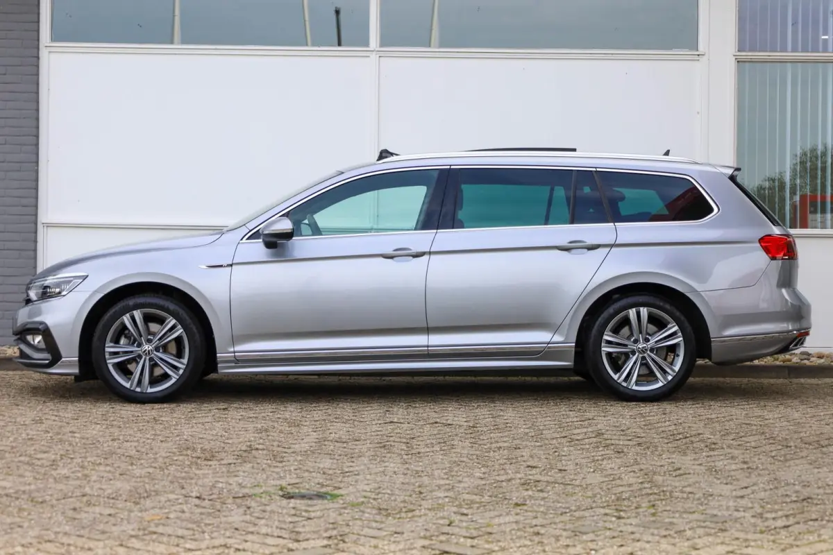 1.5 TSI 150pk DSG R-Line Business + | Achteruitrijcamera | Stoelverwarming | Parkeersensoren