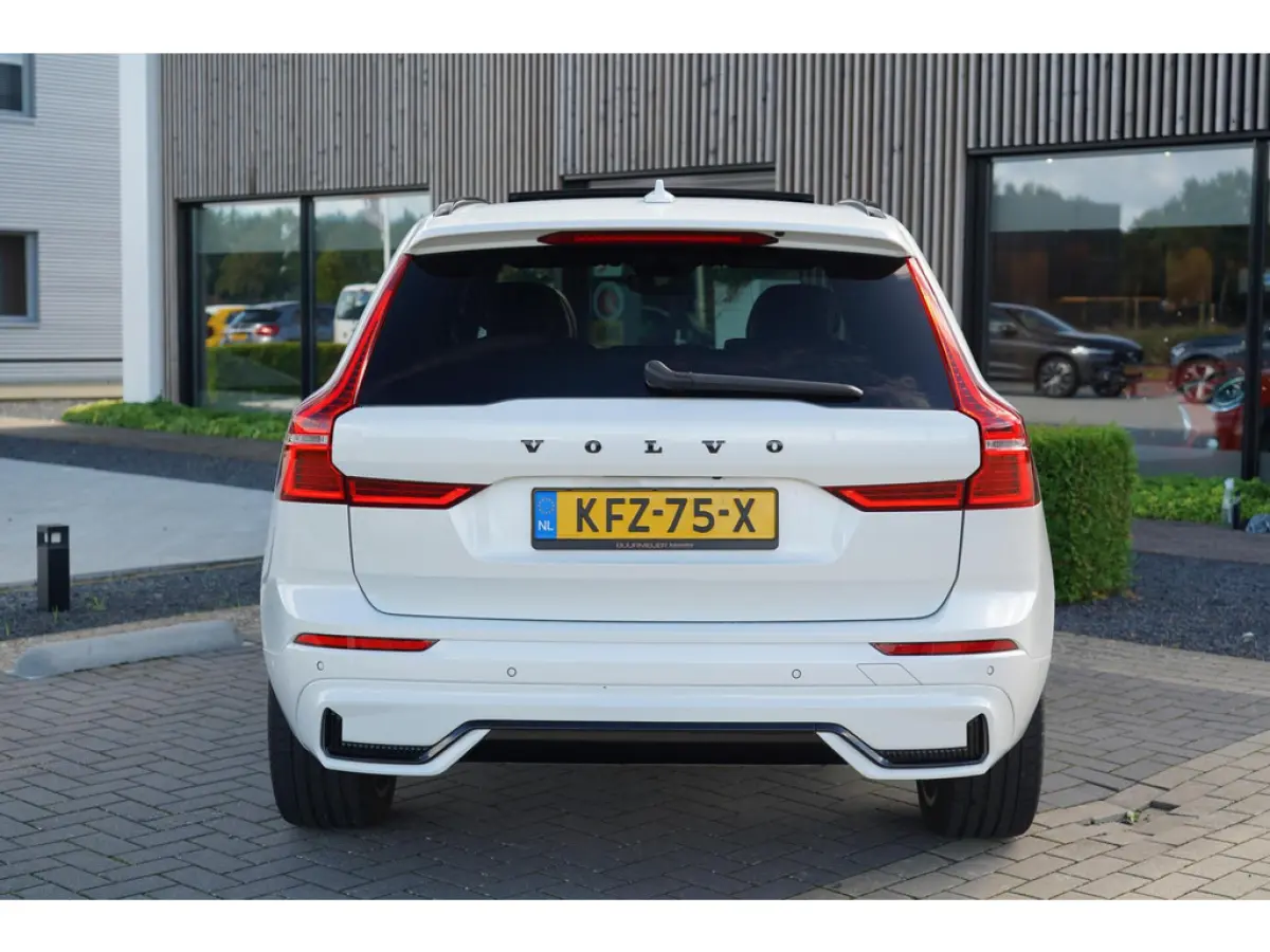 2.0 T6 Plug-in hybrid AWD Plus Dark Long Range | SOH 100% | Trekhaak | Harman Kardon | Adaptieve cruise control | Schuif/kanteld