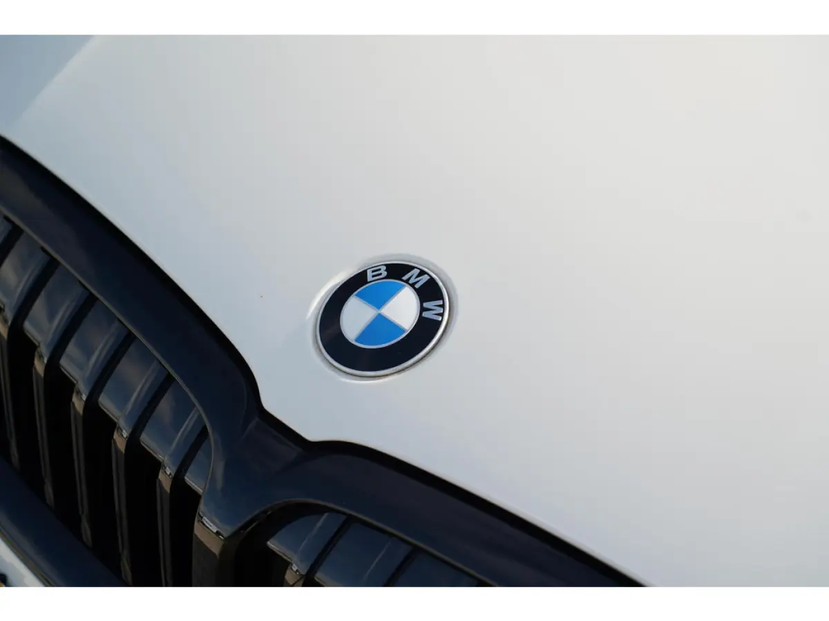 318i High Executive M