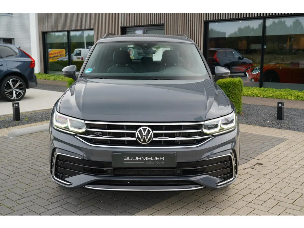 1.4 TSI eHybrid R-Line Business+ | Sfeerverlichting | Stoel en stuurwielverwarming | Dodehoek detectie | Digitaal dashboard | Ad