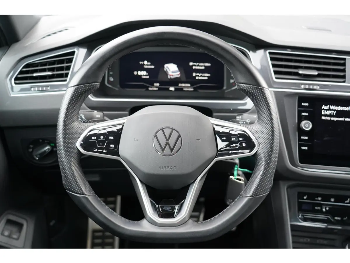 1.4 TSI eHybrid R-Line Business+ | Sfeerverlichting | Stoel en stuurwielverwarming | Dodehoek detectie | Digitaal dashboard | Ad