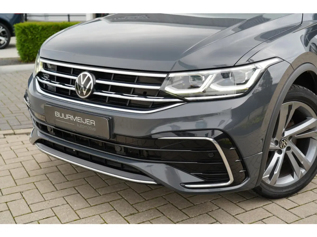 1.4 TSI eHybrid R-Line Business+ | Sfeerverlichting | Stoel en stuurwielverwarming | Dodehoek detectie | Digitaal dashboard | Ad