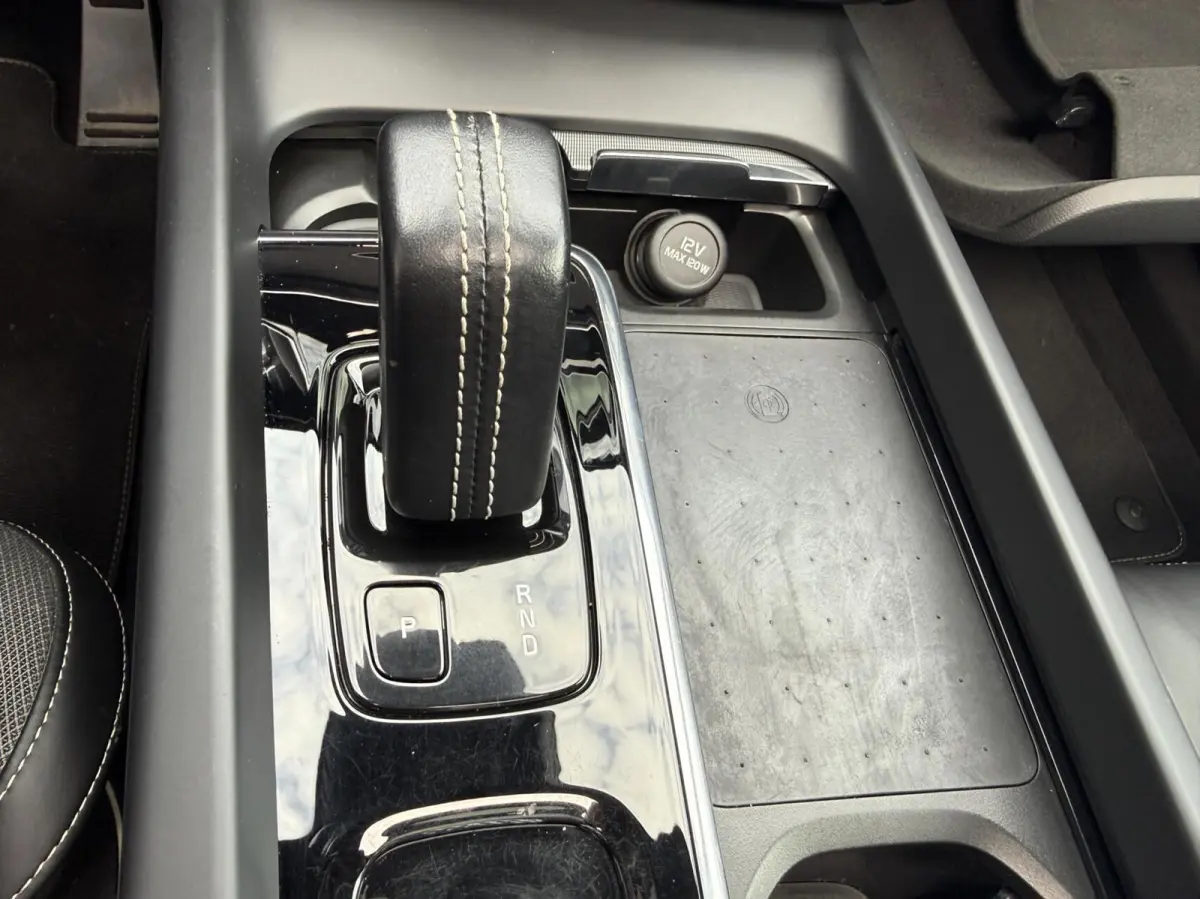 2.0 T6 Plug-in hybrid AWD R-Design *ALL-IN PRIJS*
