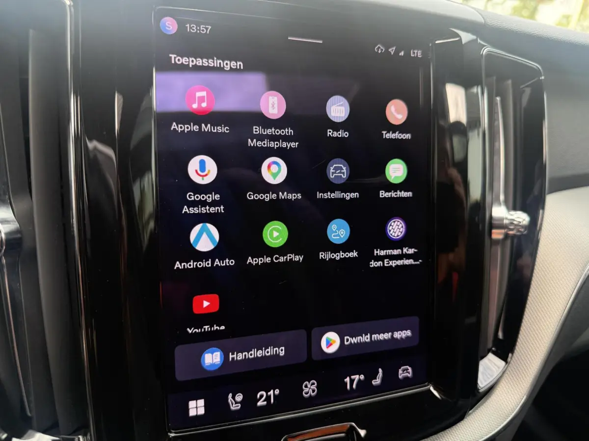 2.0 T6 Plug-in hybrid AWD R-Design *ALL-IN PRIJS*