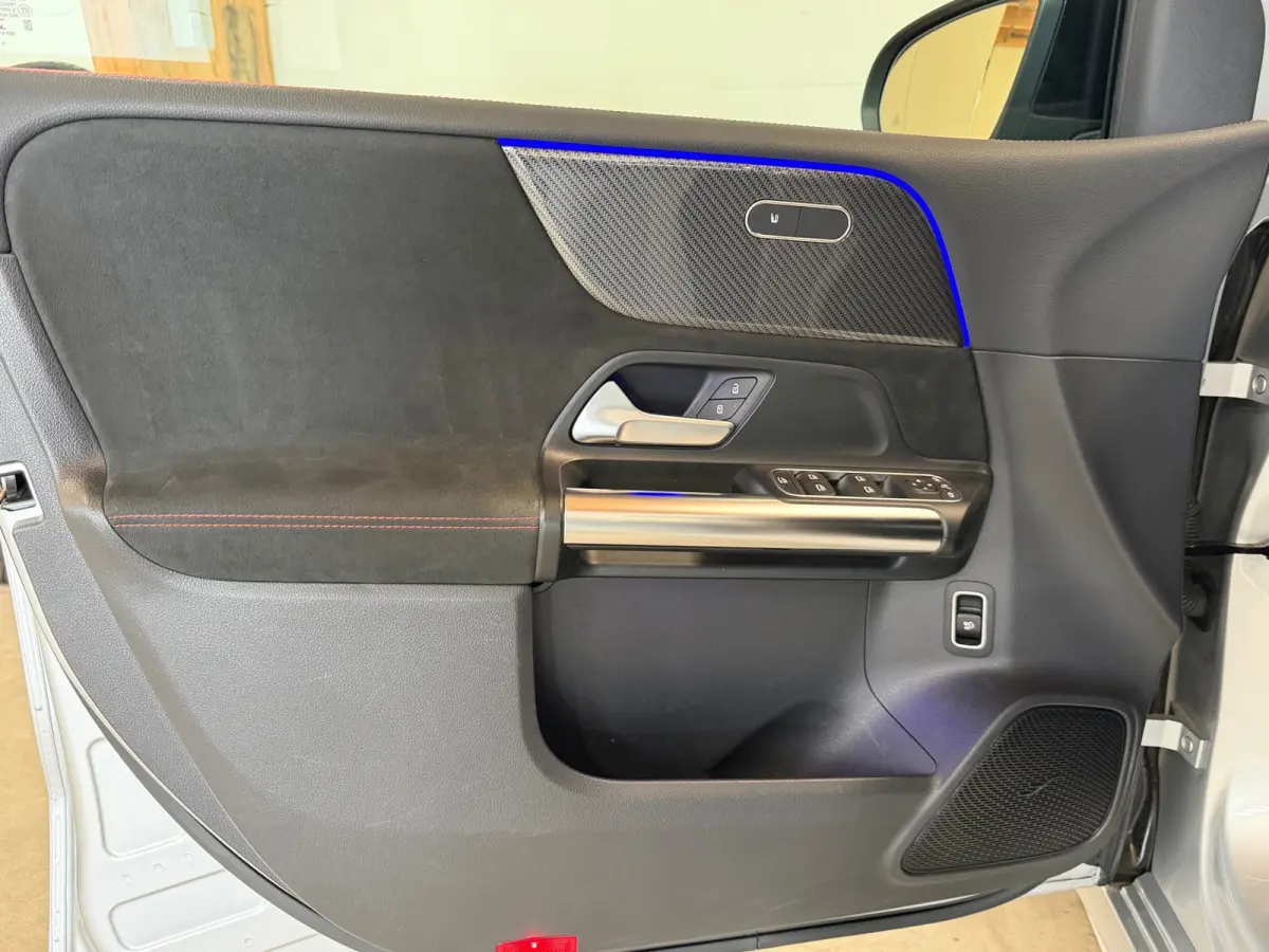 200 Premium AMG-line - Dodehoekdetectie - Elek. kofferklep - Camera