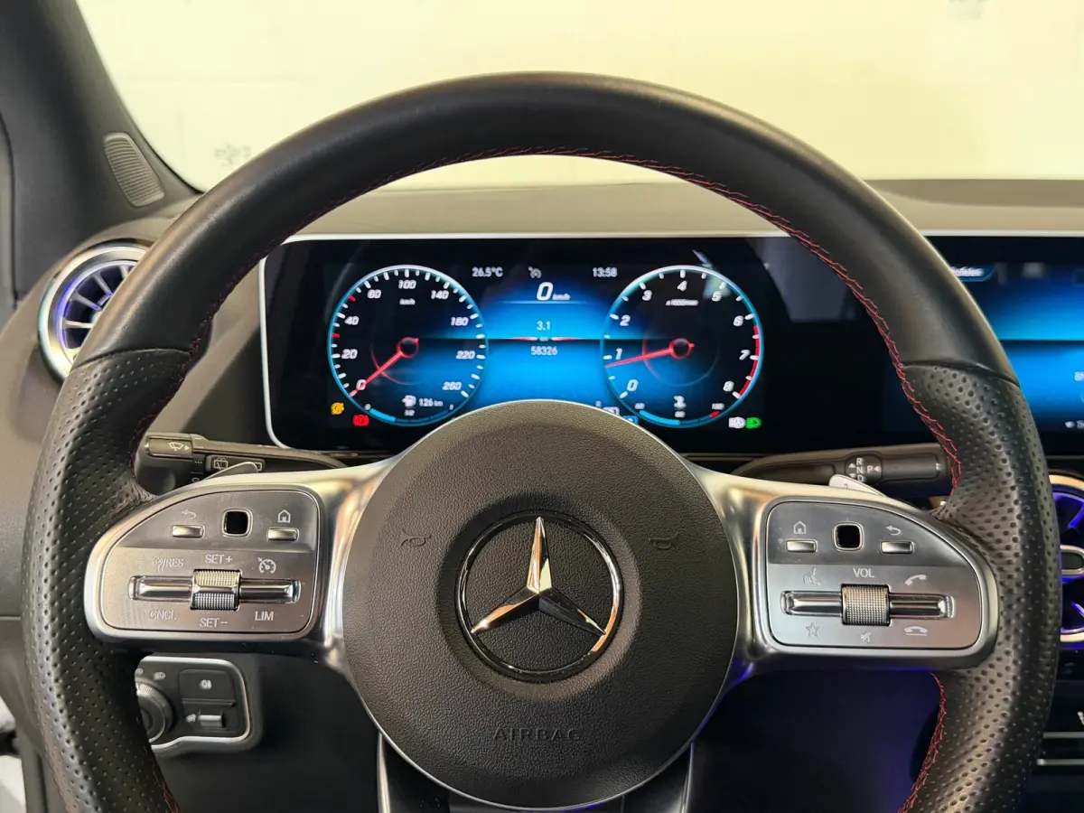 200 Premium AMG-line - Dodehoekdetectie - Elek. kofferklep - Camera