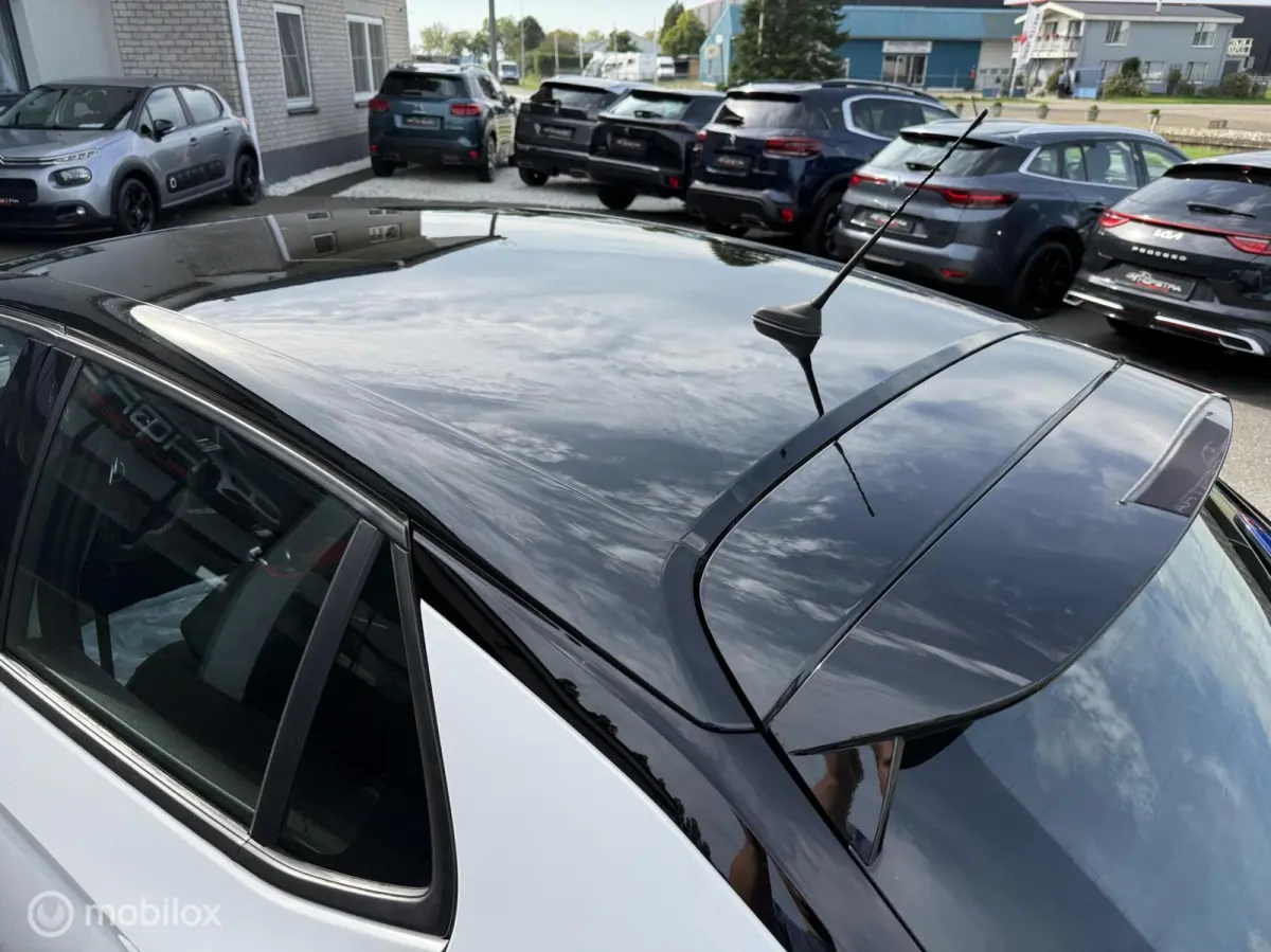 GS Line 50 kWh CarPlay Full-Led soH 93,5%! NAP