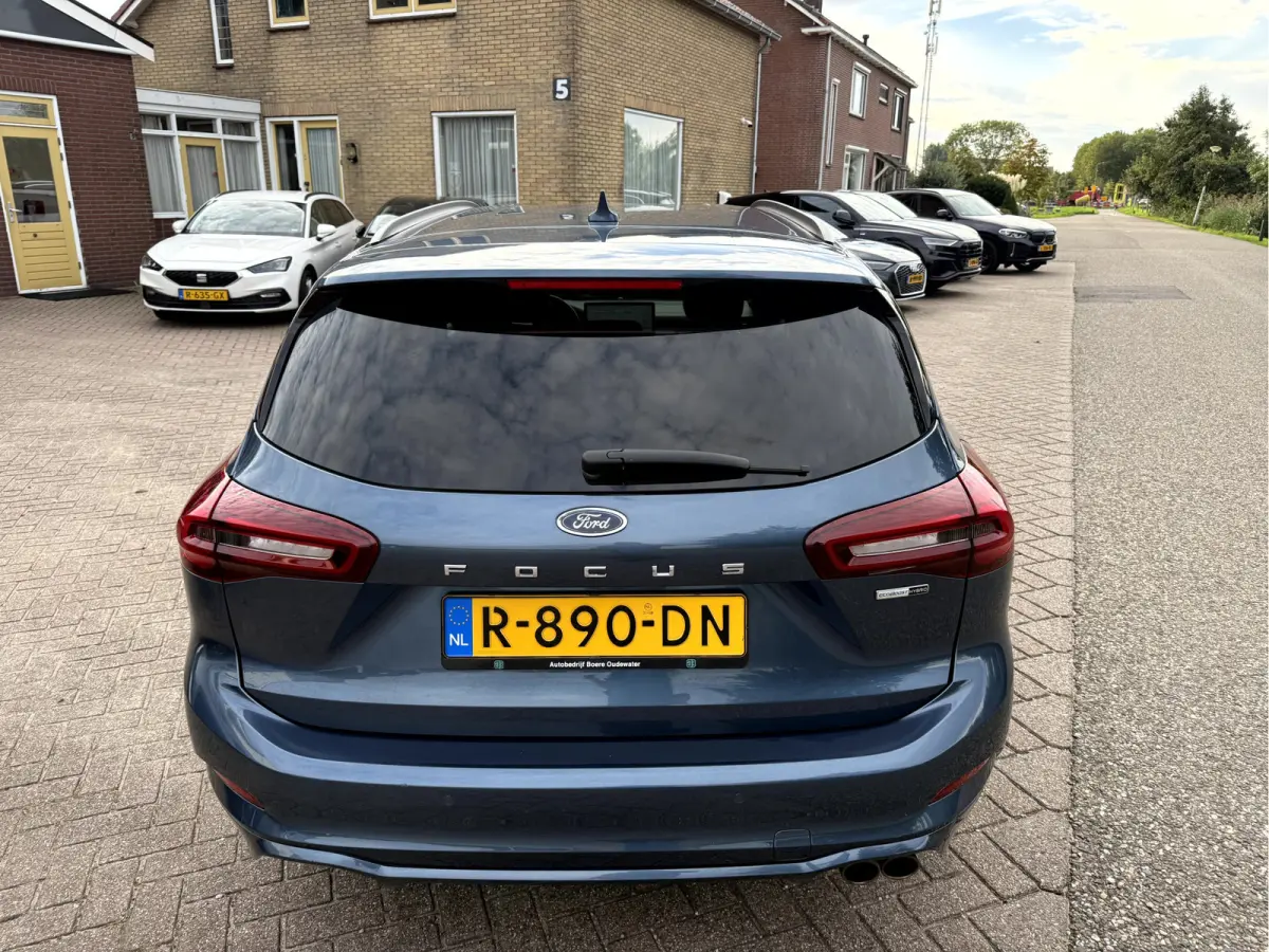 1.0 EcoBoost Hybrid ST Line Fullmap Navigatie, 17''Lmv