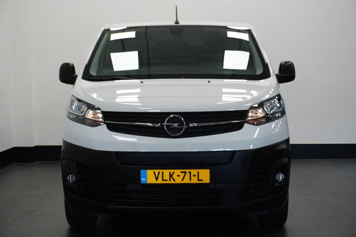 L3 Edition 136PK 75 kWh - Airco - Navi - PDC - SOH 100% - €22.900,- Excl.