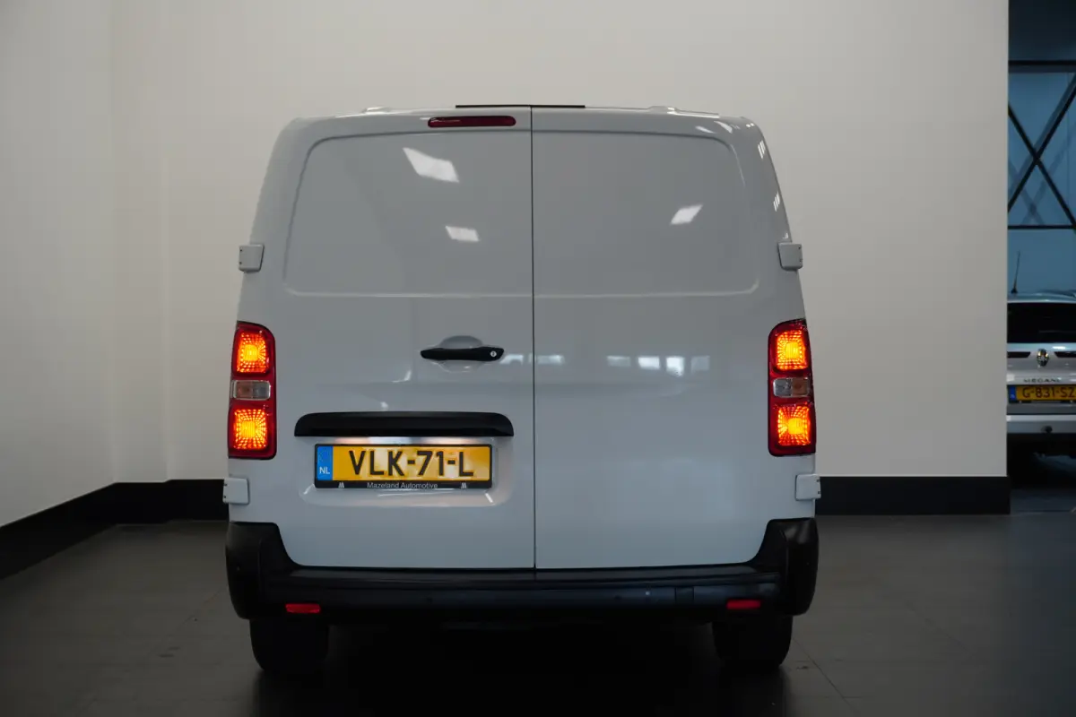 L3 Edition 136PK 75 kWh - Airco - Navi - PDC - SOH 100% - €22.900,- Excl.