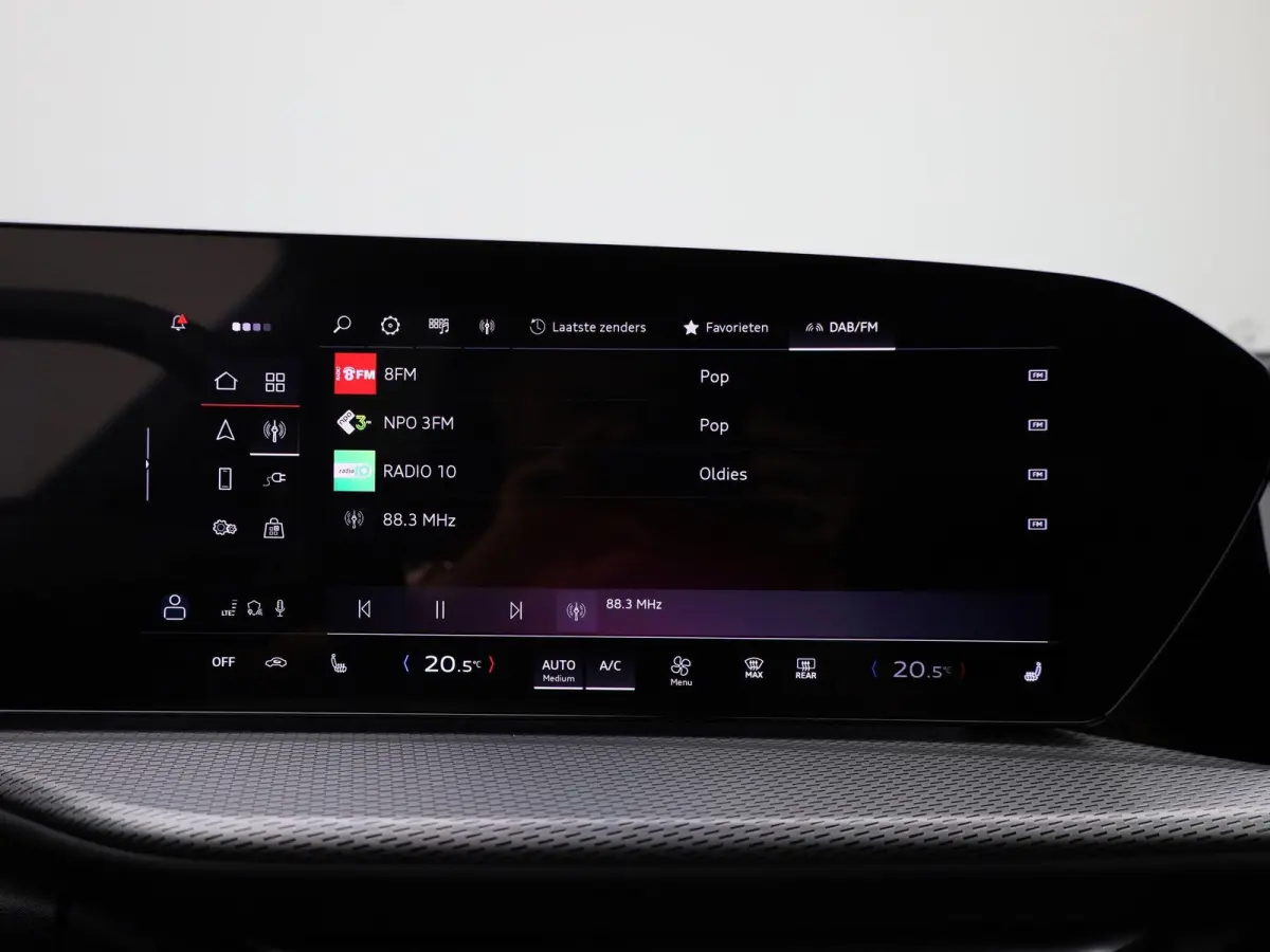 2.0 TFSI e-hybrid quattro S edition Competition 367 PK | S-line | 360 Camera | Trekhaak | Adaptive cruise control | Keyless | MMI bijrijdersdisplay | Apple Carplay | Android Auto | Lichtmeta
