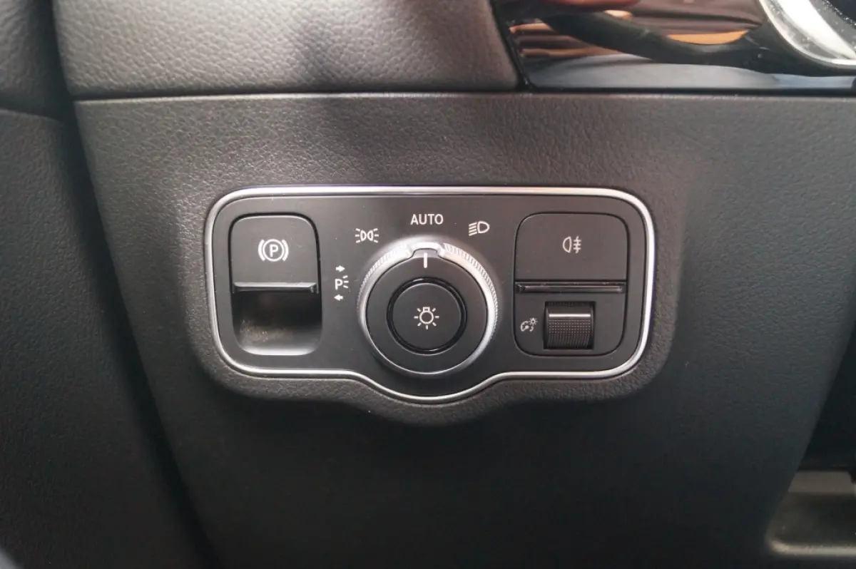180d Automaat Business Solution -ECC-NAVI-TREKHAAK-