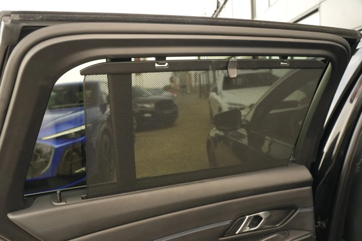 320e | 204 PK | M Sportpakket | Panoramadak | Head-up display | Achteruitrijcamera | BMW 3 Serie Touring 320e M Sport met 2.0 viercilinder benzinemotor en plug-in hybride aandrijving, voorzi