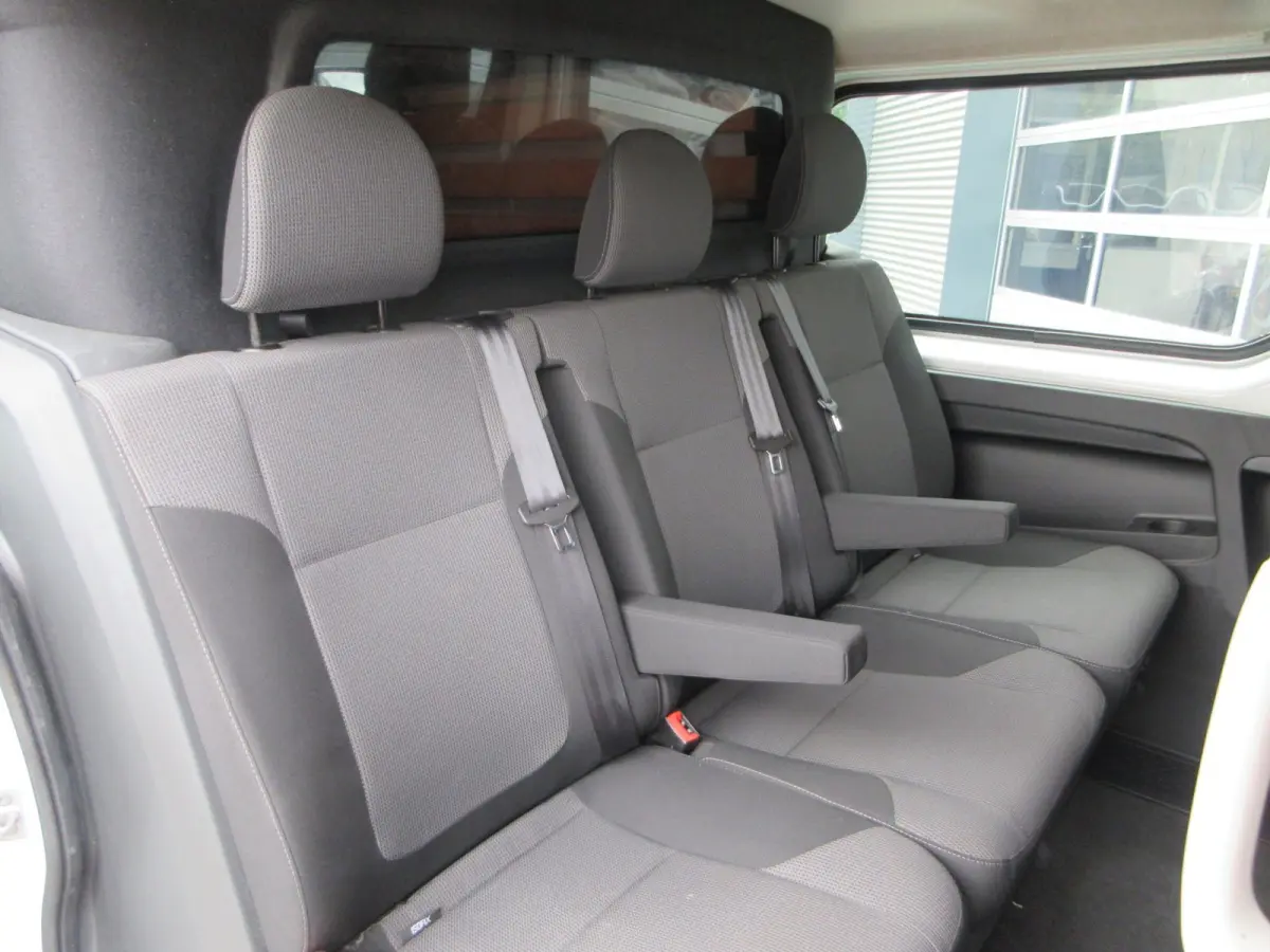 2.0 dCi 120pk T29 L2 DC, Dubbel Cabine, Euro 6, Airco, Camera