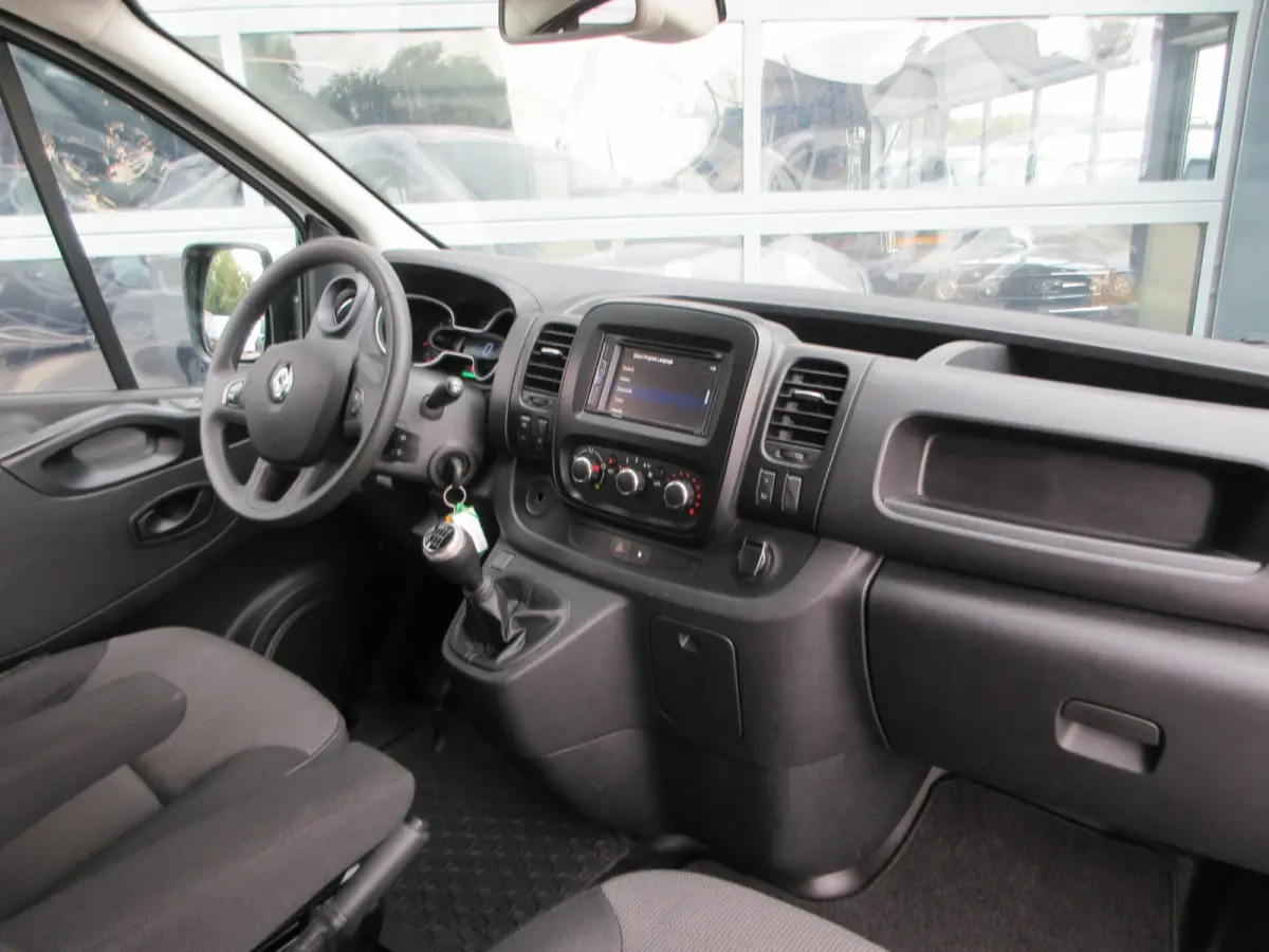 2.0 dCi 120pk T29 L2 DC, Dubbel Cabine, Euro 6, Airco, Camera