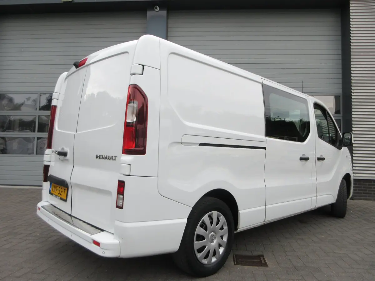 2.0 dCi 120pk T29 L2 DC, Dubbel Cabine, Euro 6, Airco, Camera