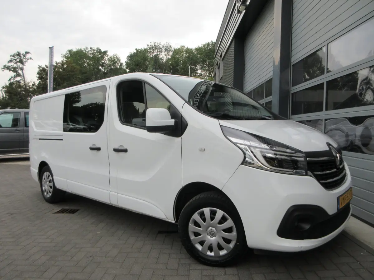 2.0 dCi 120pk T29 L2 DC, Dubbel Cabine, Euro 6, Airco, Camera